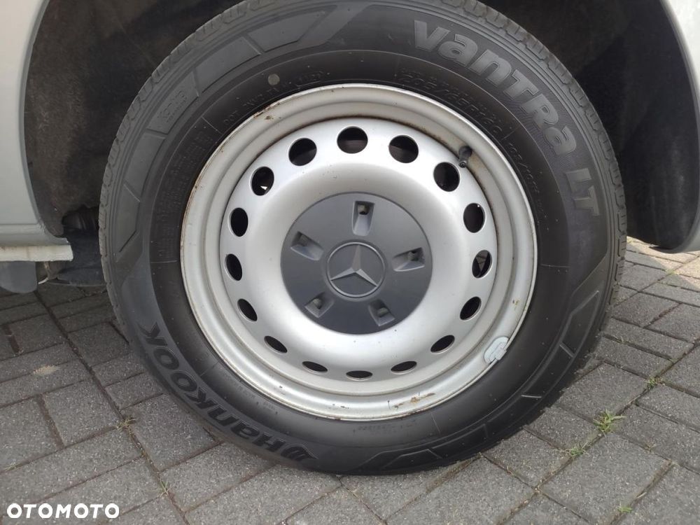 Mercedes-Benz Vito - 10