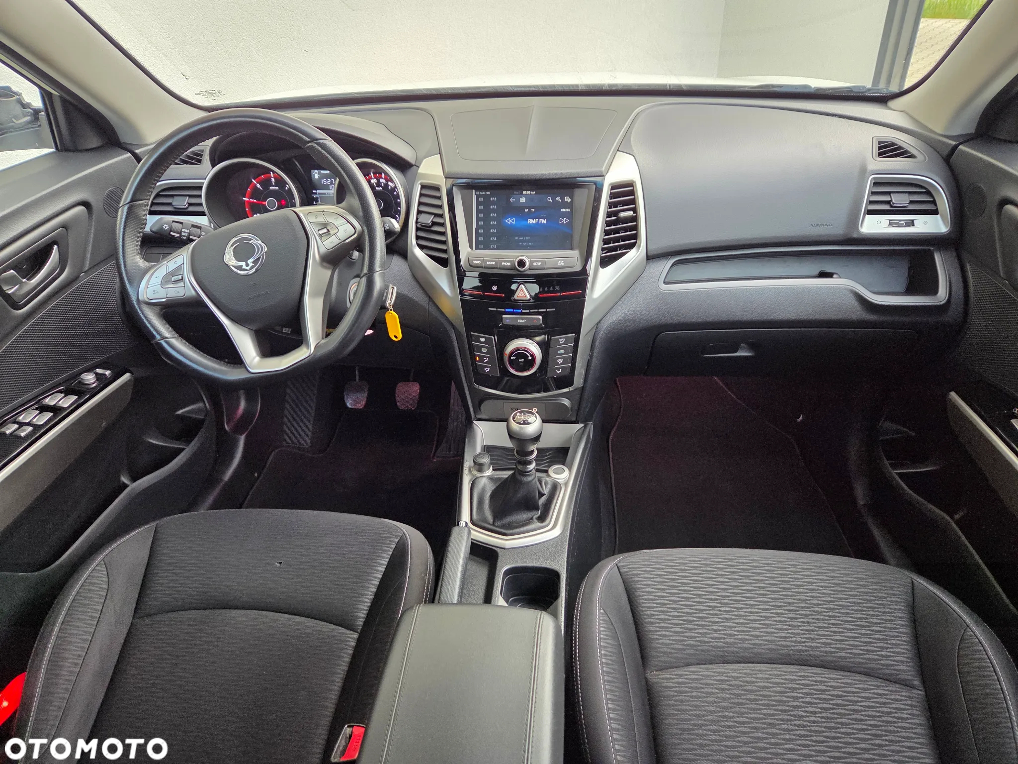 SsangYong/KGM Tivoli - 9
