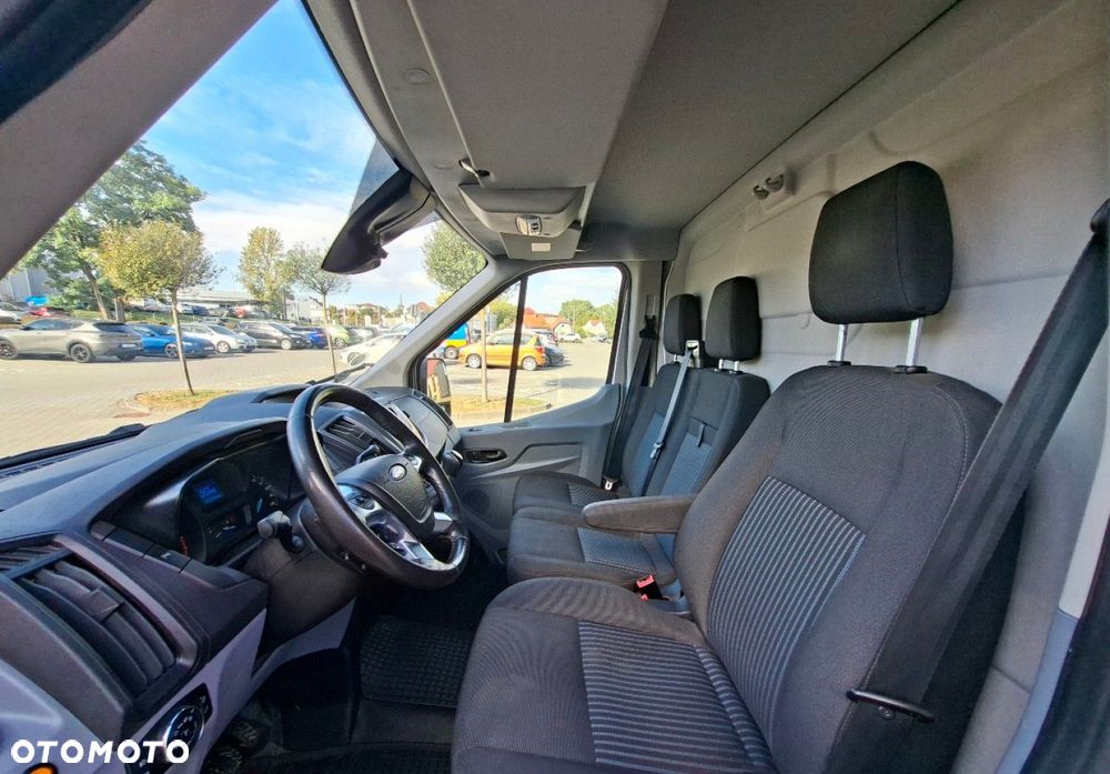 Ford Transit - 17