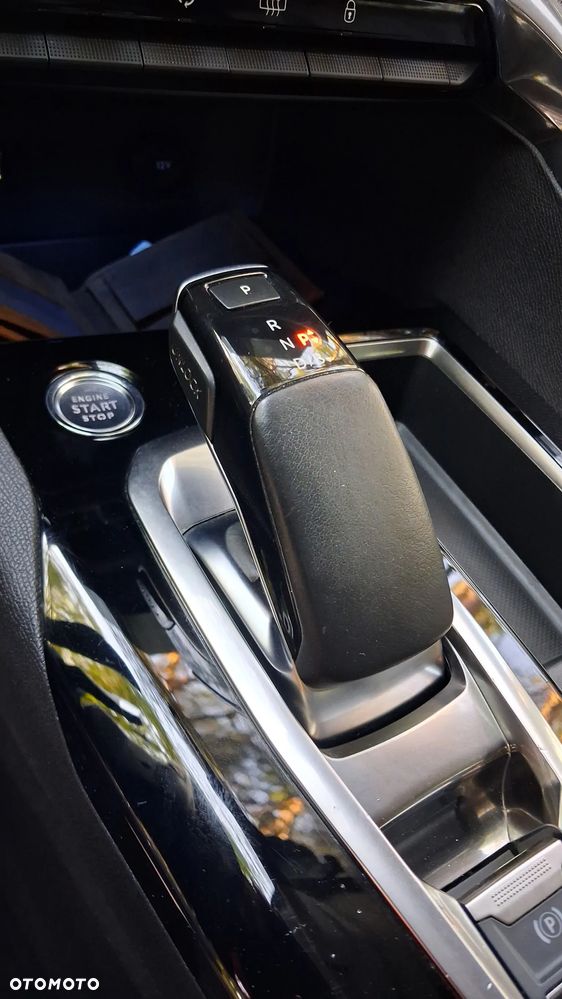 Peugeot 3008 225 e-EAT8 Allure Pack - 8