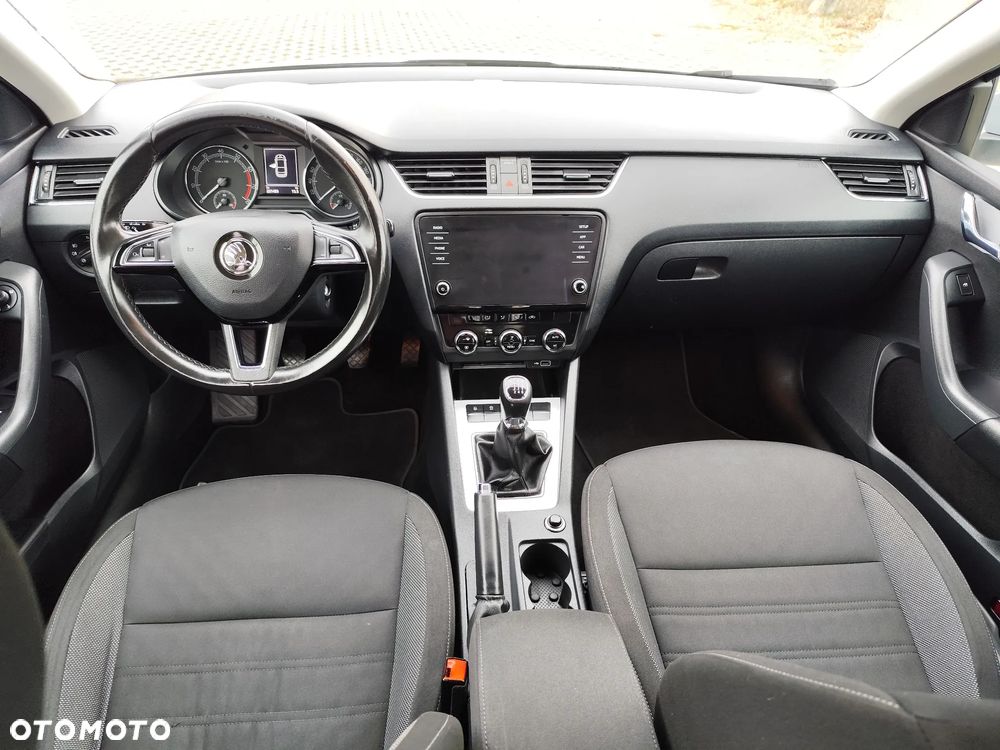 Skoda Octavia 1.4 TSI Ambition - 12