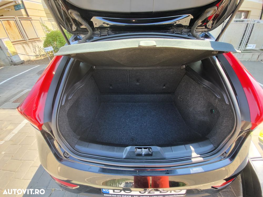 Volvo V40 D2 - 12