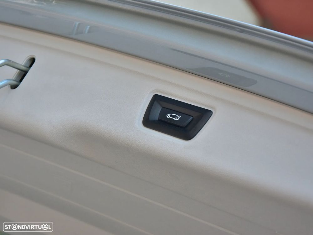 BMW 330 e Corporate Edition Auto - 14