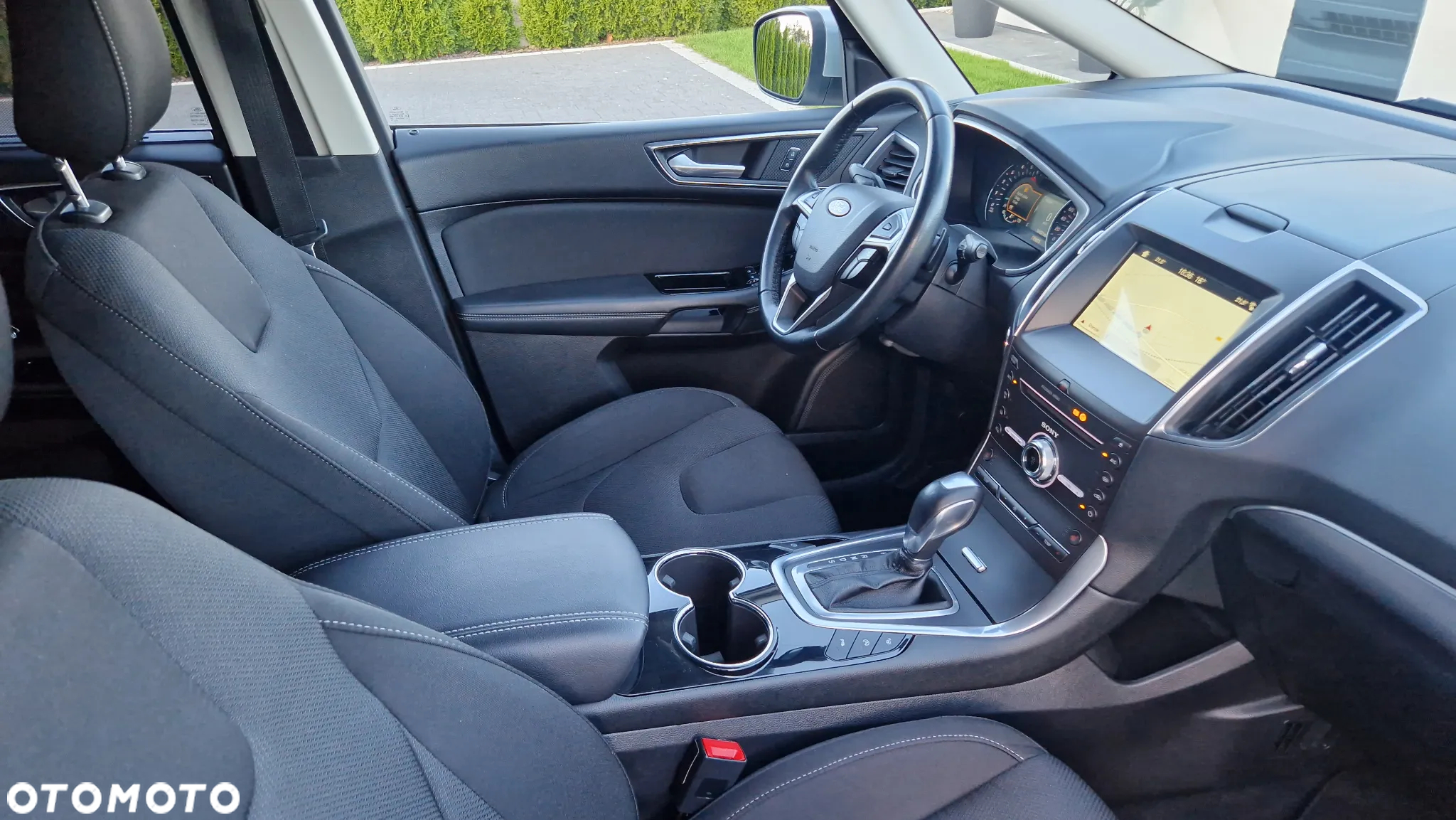 Ford S-Max 2.0 TDCi Titanium PowerShift - 12