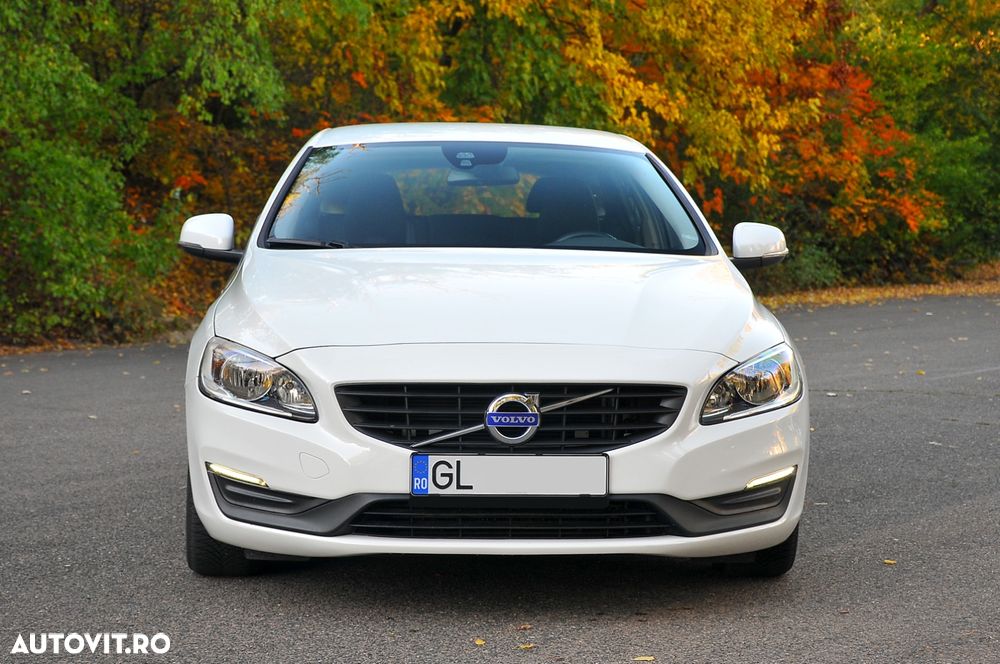 Volvo V60 D2 Kinetic - 2