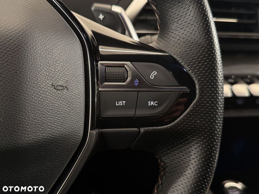 Peugeot 3008 - 19