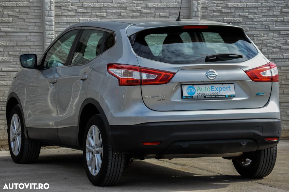 Nissan Qashqai 1.5 DCI N-Connecta - 20