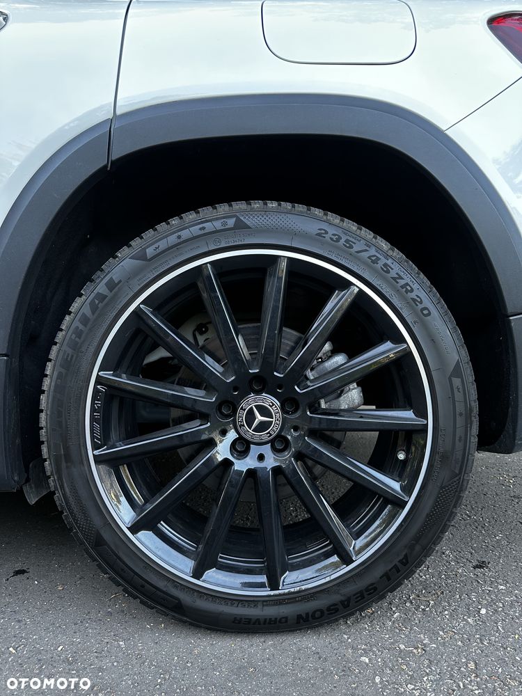 Mercedes-Benz GLB 250 4Matic 8G-DCT AMG Line - 8