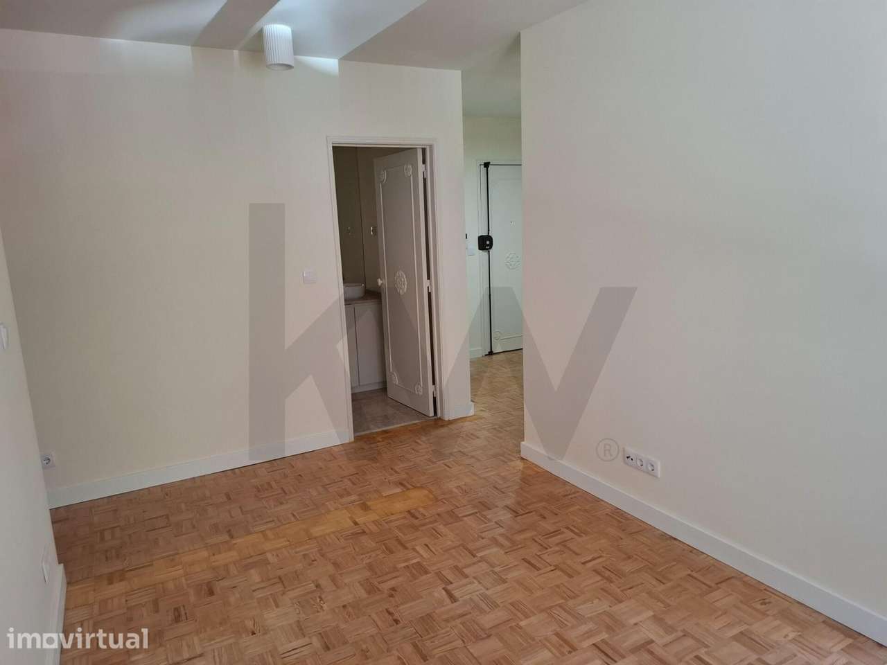 Apartamento t2 para Arrendamento na Av. Columbano Bordalo Pinheiro. - Grande imagem: 5/22