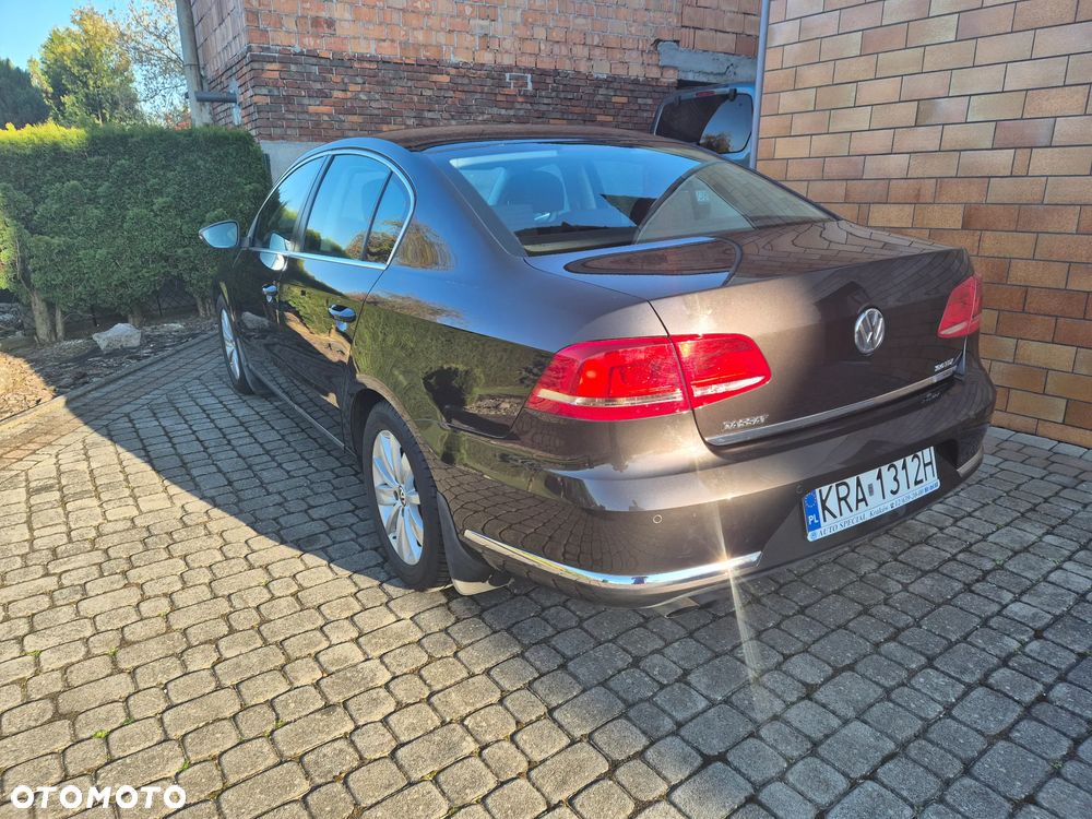 Volkswagen Passat 2.0 TDI Comfortline - 7