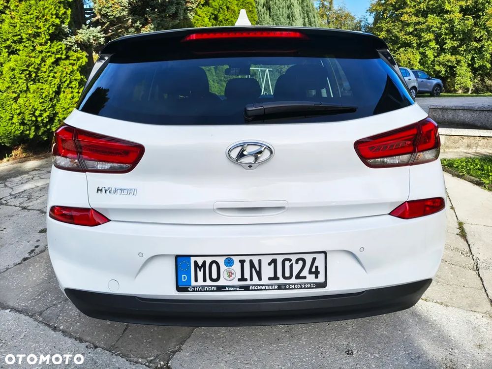 Hyundai i30 1.0 T-GDI Intro Edition - 10