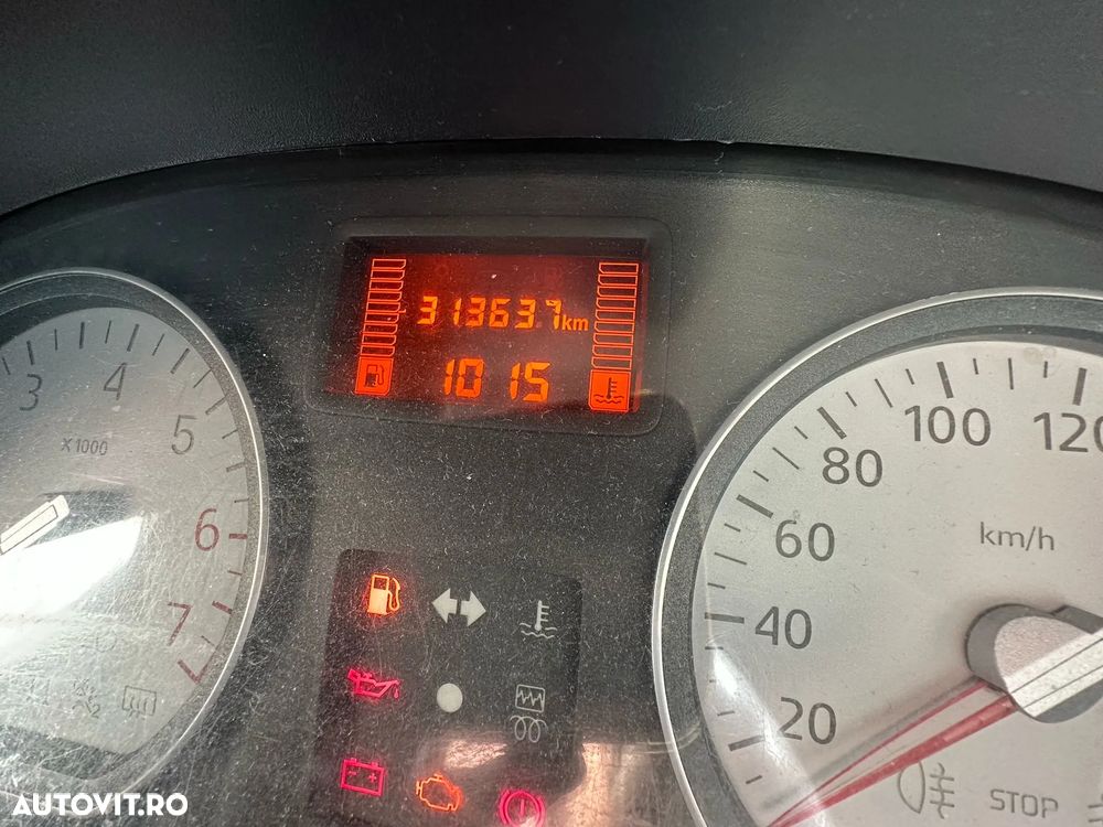 Dacia Logan 1.6 MPI Laureate - 5