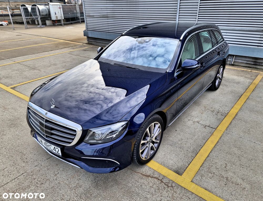 Mercedes-Benz Klasa E 450 4Matic 9G-TRONIC Exclusive - 13