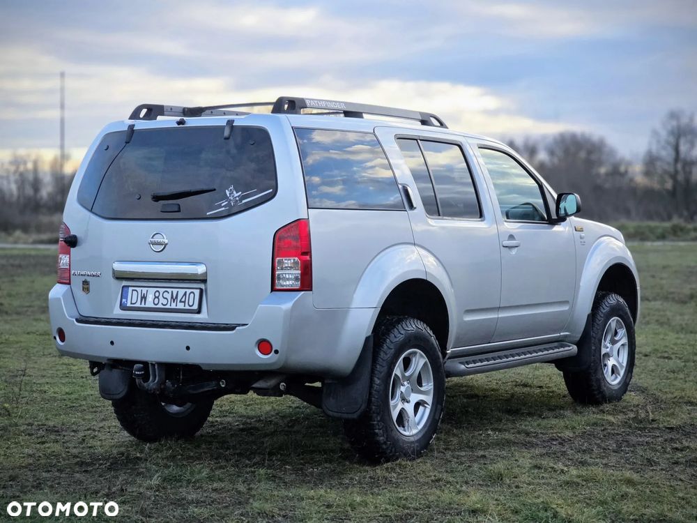 Nissan Pathfinder - 6
