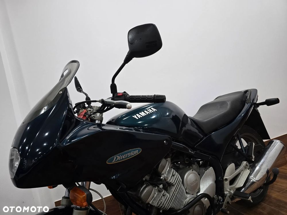 Yamaha XJ - 4