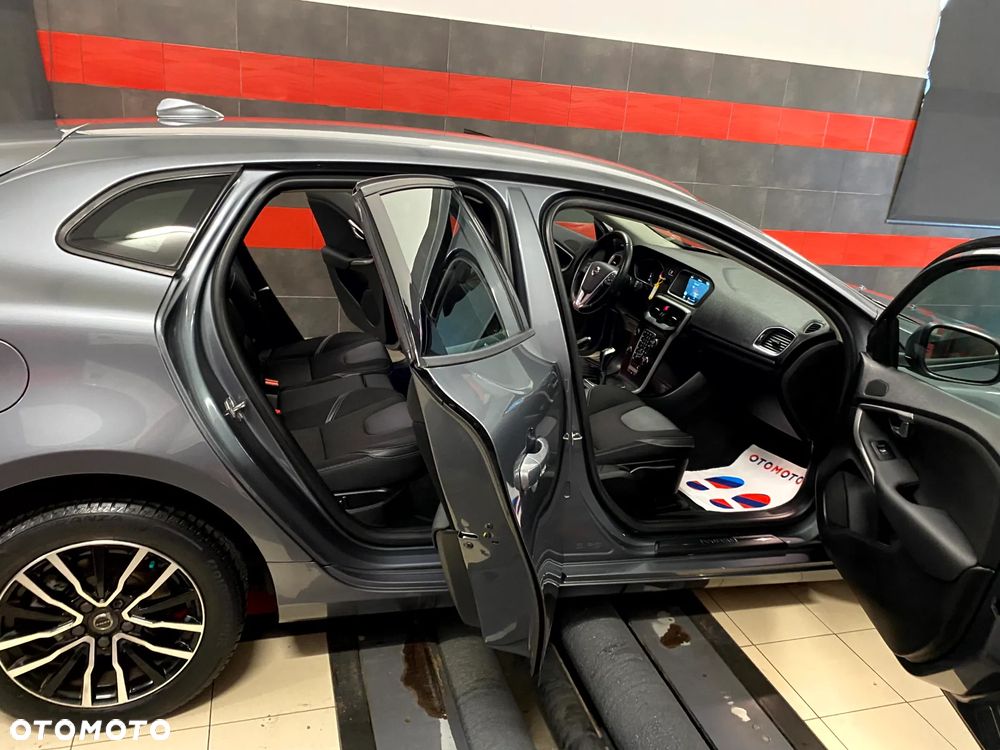 Volvo V40 D2 Drive-E Summum - 21