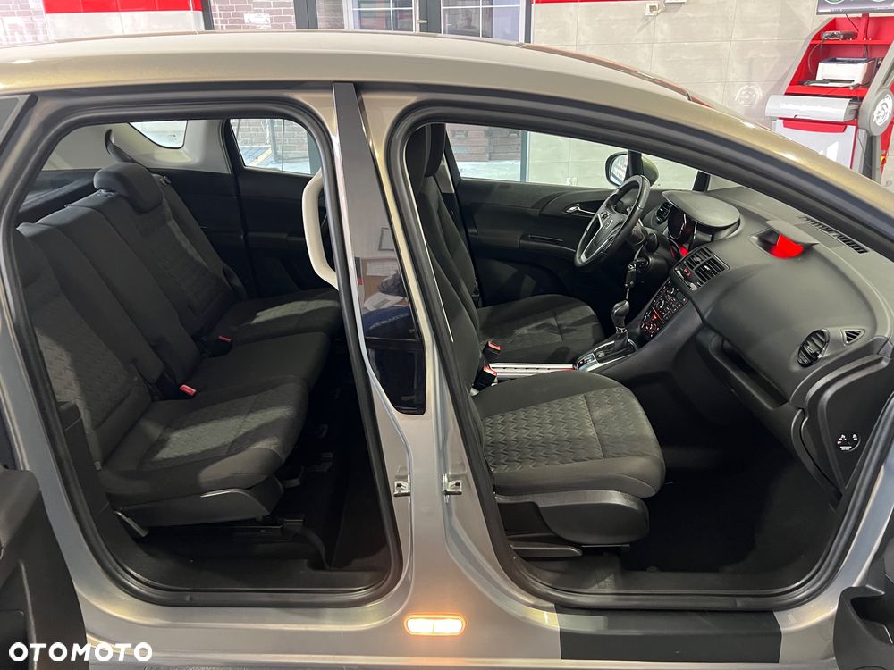 Opel Meriva 1.4 Automatik Color Edition - 22