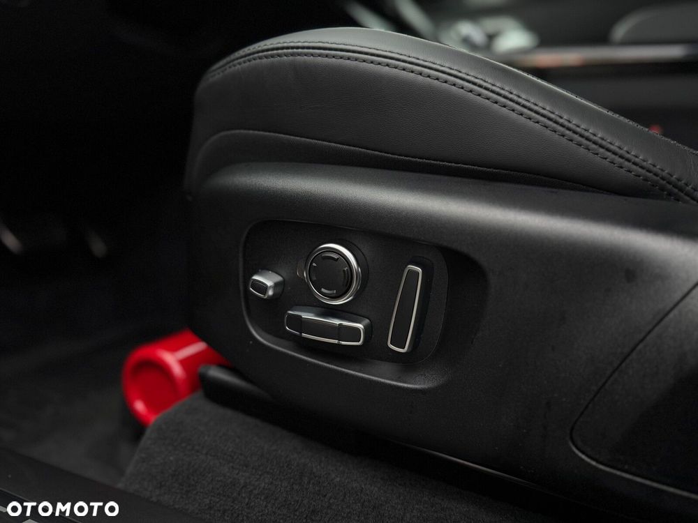 Land Rover Range Rover Velar - 10