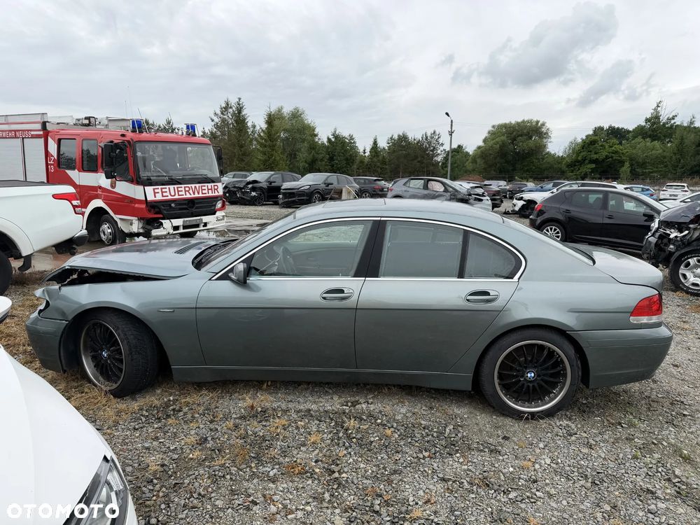 BMW Seria 7 745i - 7