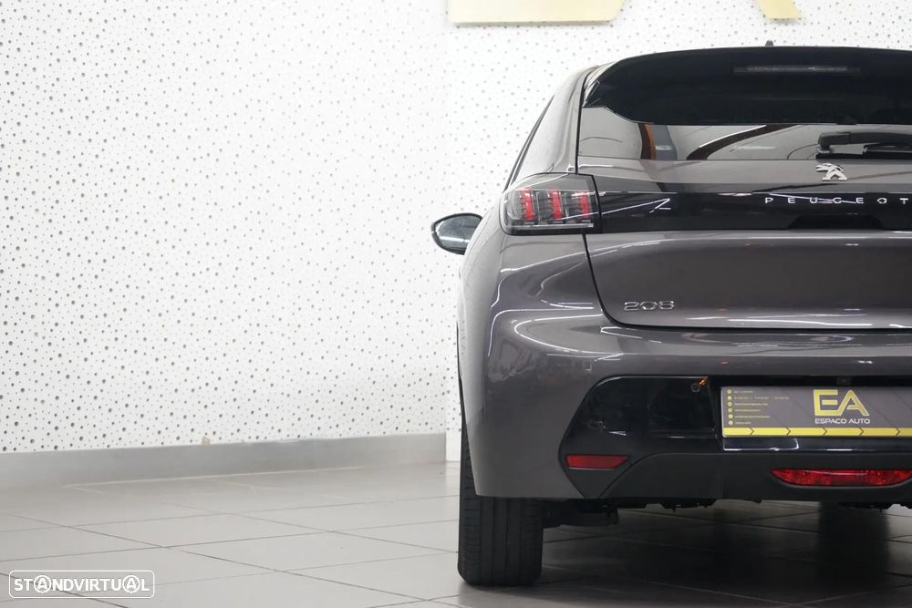 Peugeot 208 1.2 PureTech Allure - 40