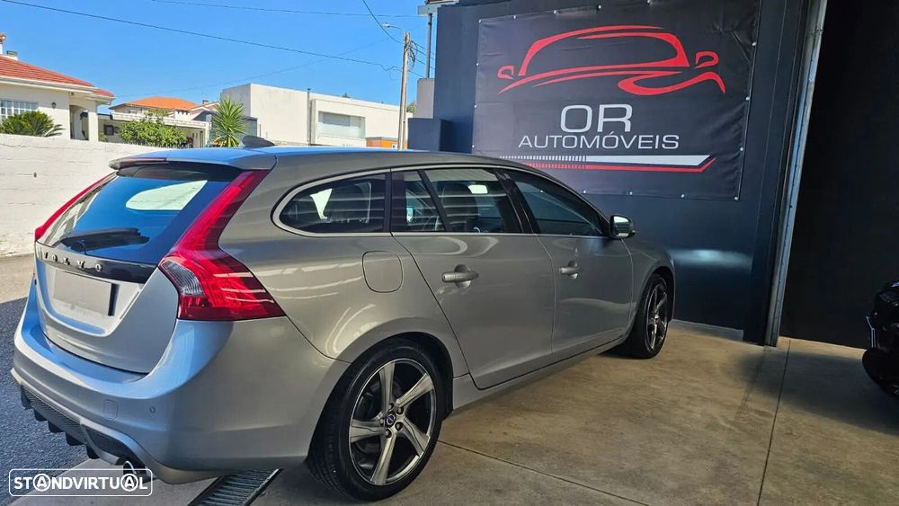 Volvo V60 1.6 D2 R-Design - 4