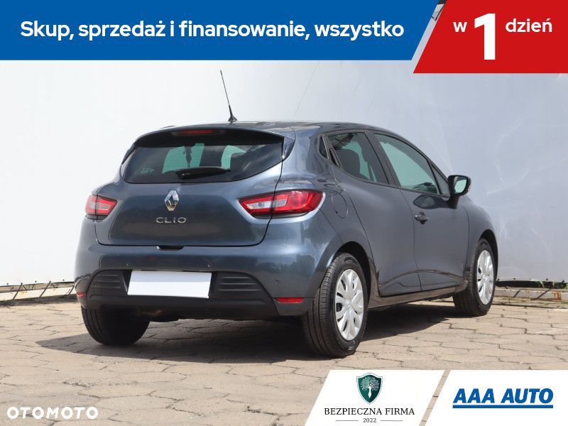 Renault Clio - 7
