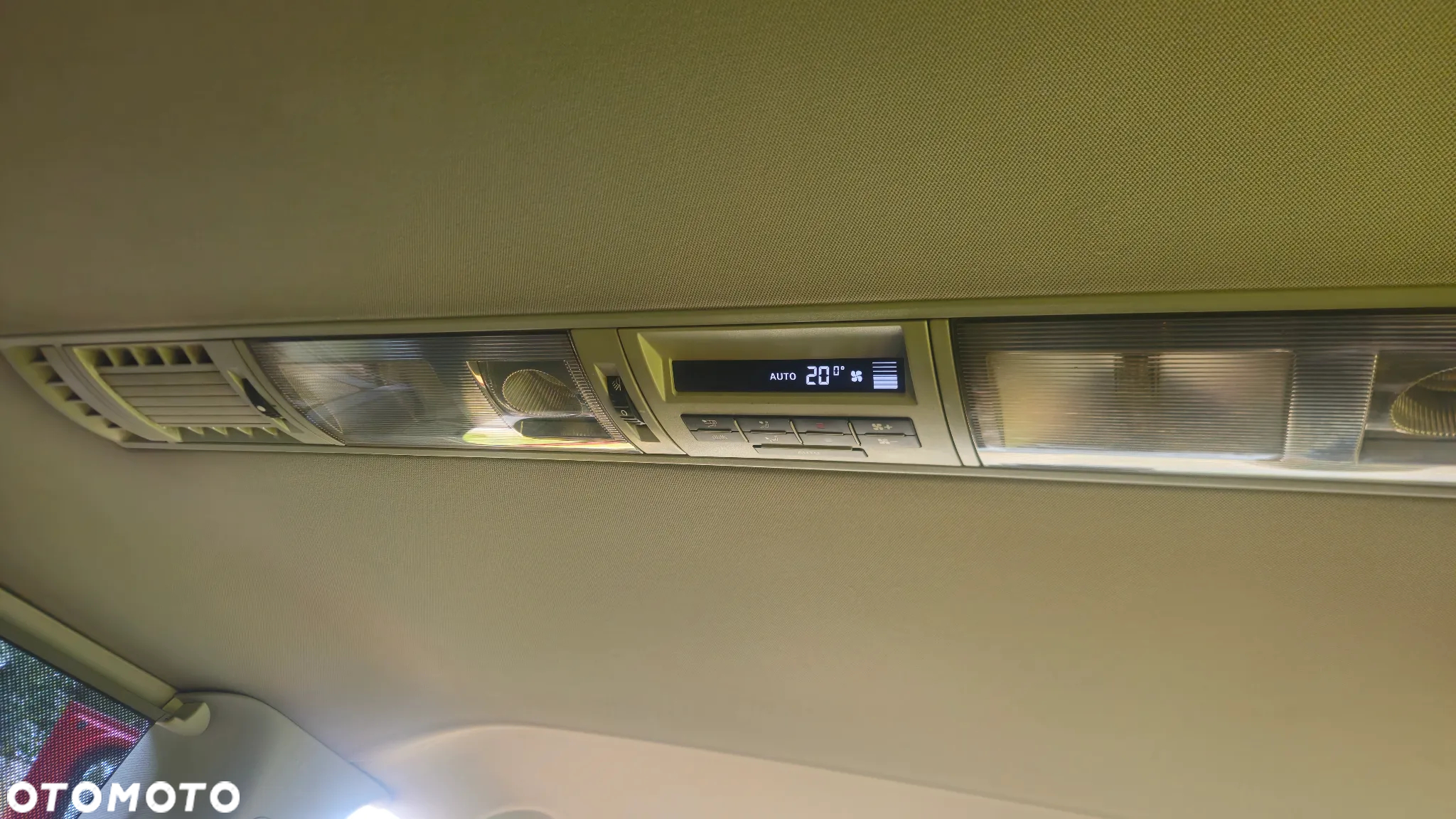 Volkswagen Caravelle TDI L2 Comfortline - 14
