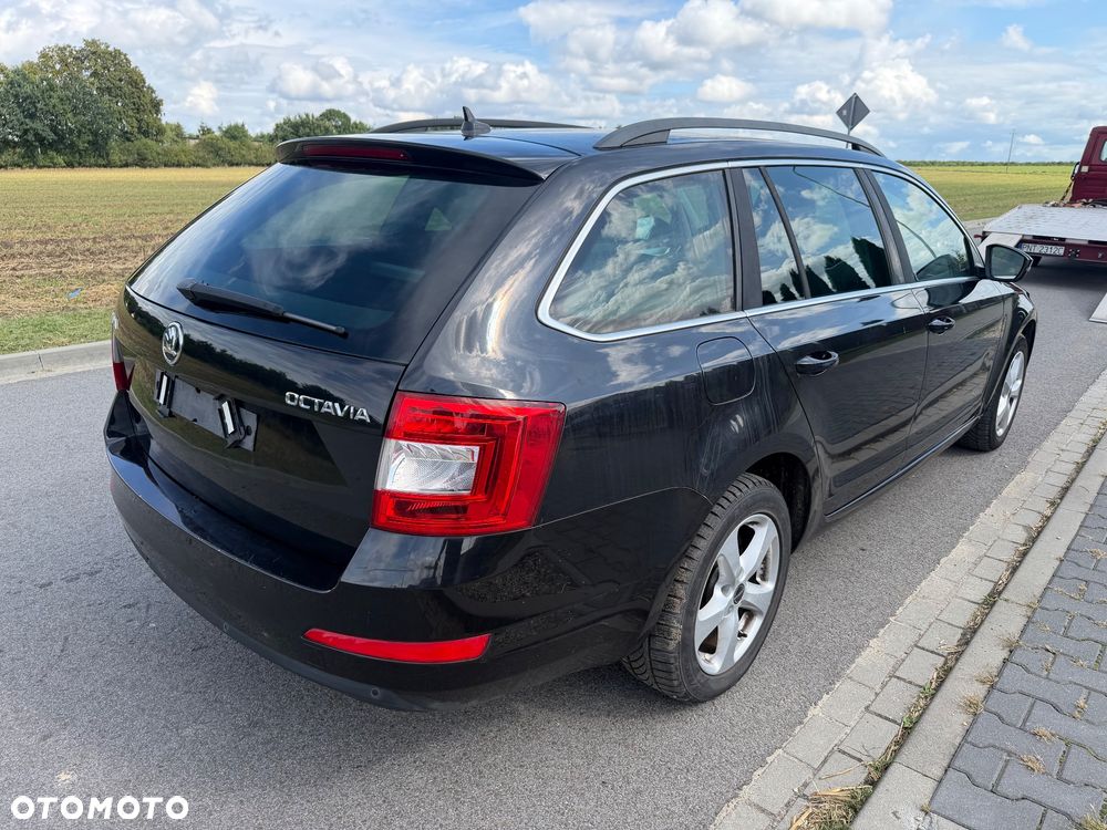 Skoda Octavia 2.0 TDI DSG Style - 3