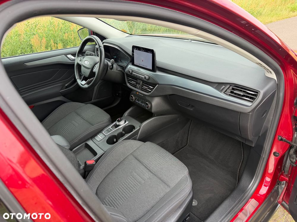 Ford Focus 1.5 EcoBoost Active - 26