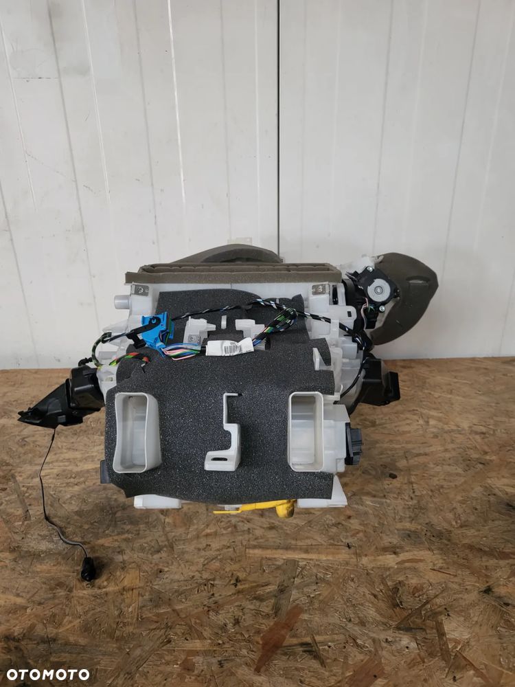 Nagrzewnica klimatronik Citroen C3 III - 2