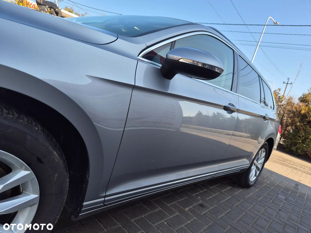 Volkswagen Passat - 18