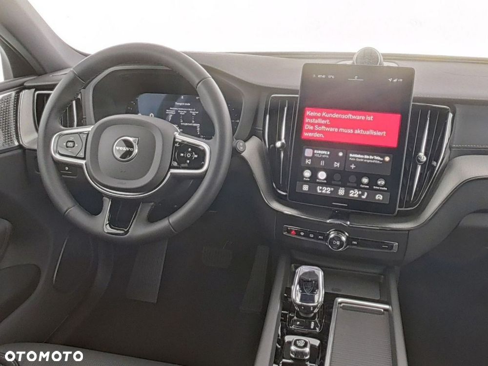 Volvo XC 60 T8 Plug-In Hybrid AWD Ultra Black Edition - 9