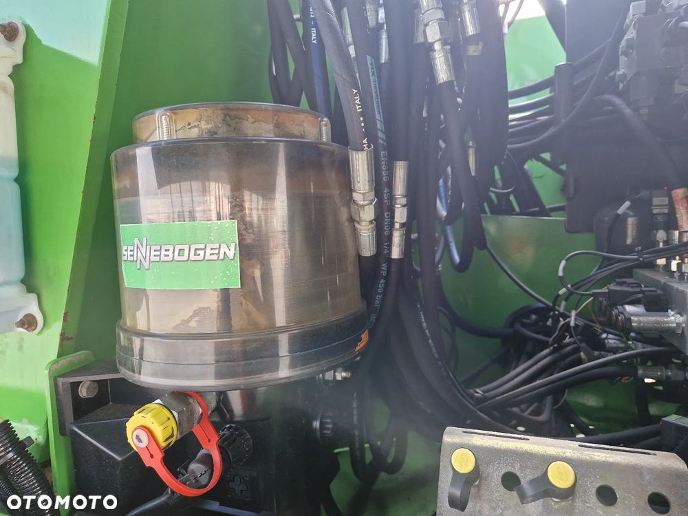 Sennebogen 821E jak FUCHS CAT M500 - 15