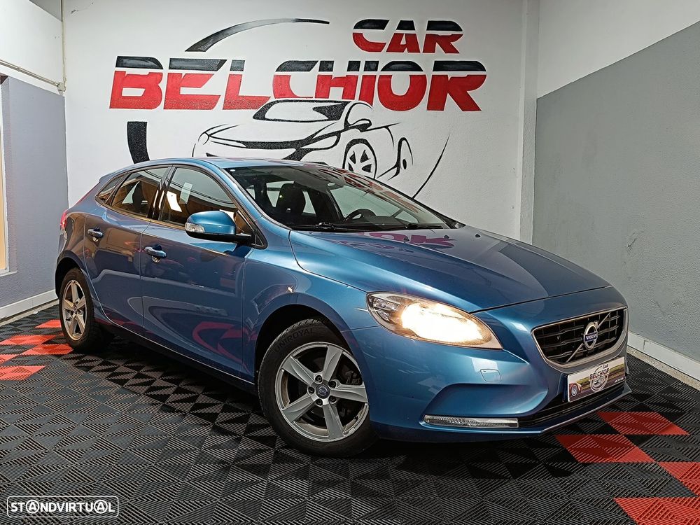 Volvo V40 1.6 D2 Kinetic - 1