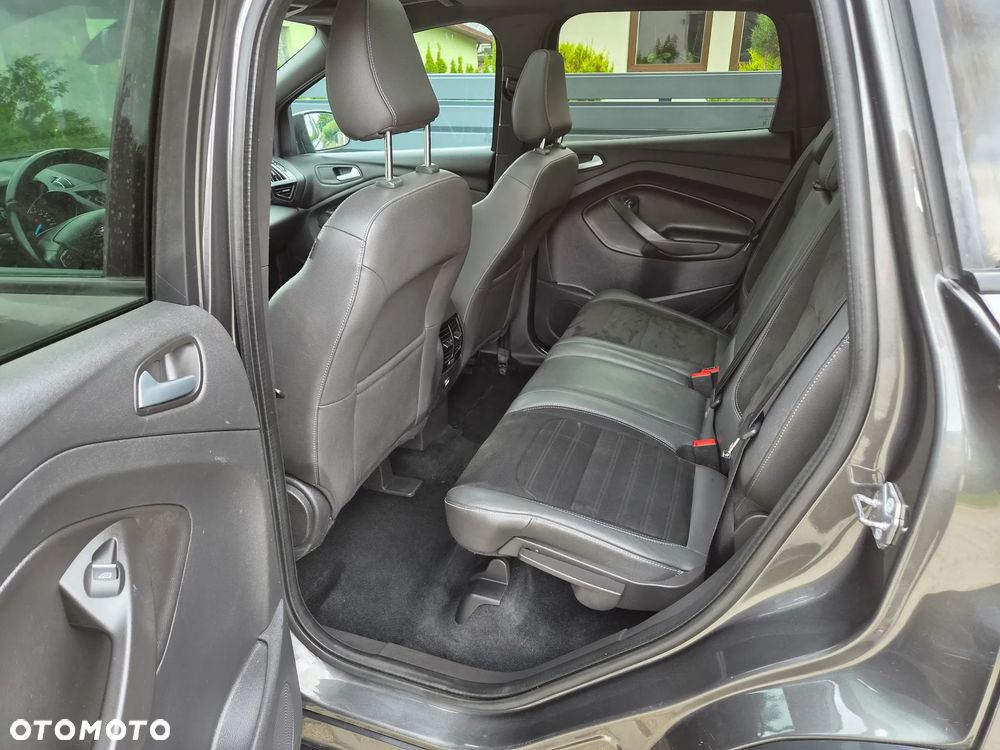 Ford Kuga 1.5 EcoBoost 2x4 ST-Line - 5