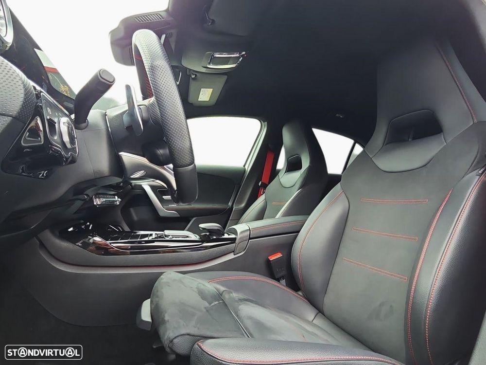 Mercedes-Benz A 35 AMG 4Matic - 14