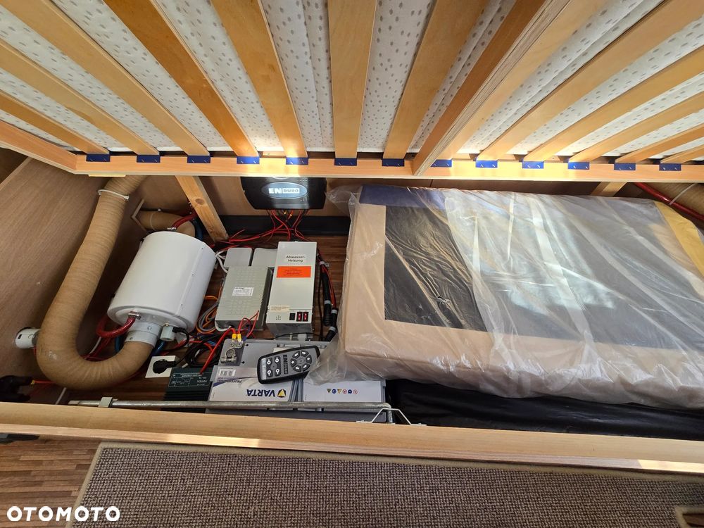 Burstner AVERSO 500 TL limited na 50lecie - 36