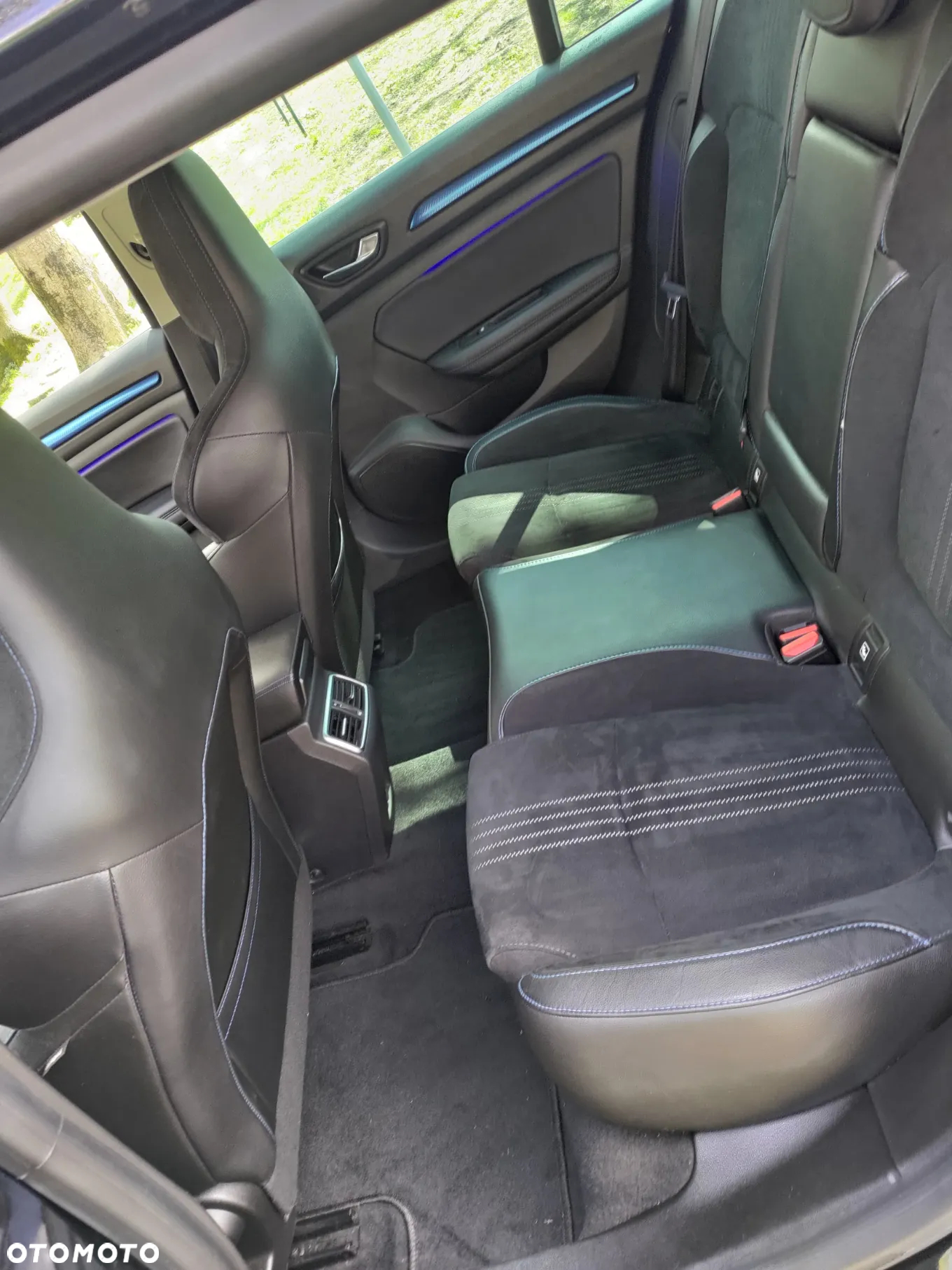 Renault Megane 1.6 dCi GT EDC - 27