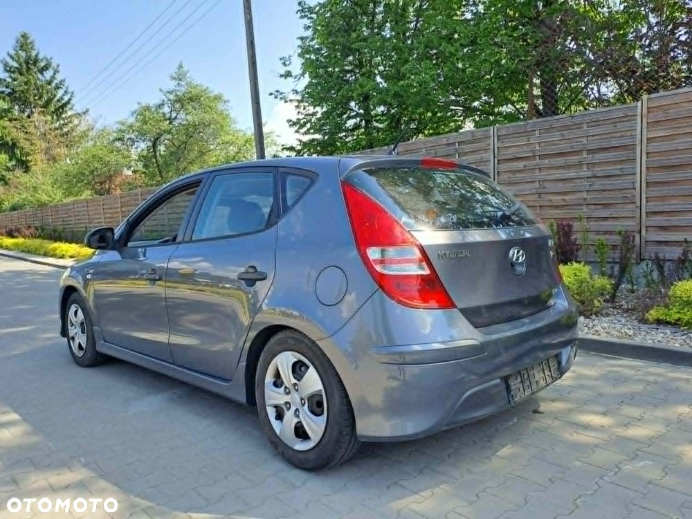 Hyundai i30 i30cw 1.4 UEFA EURO 2012 Edition - 8