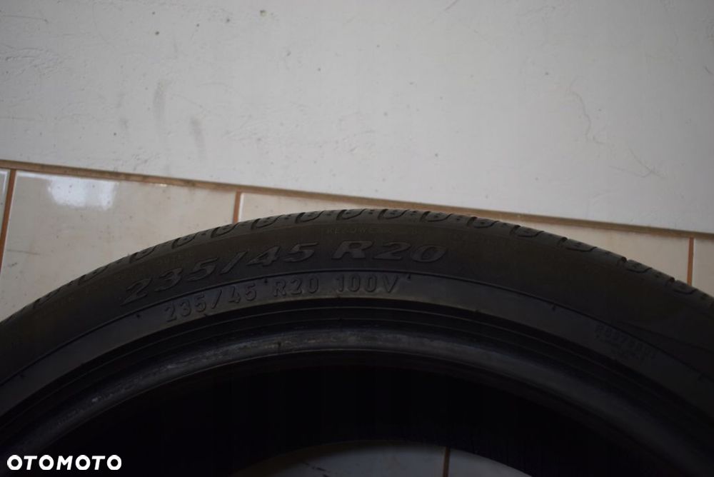 R20 235/45 Pirelli Scorpion Verde Seal Inside - 4