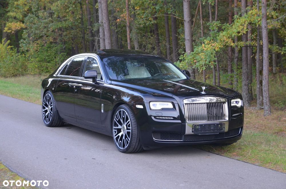 Rolls-Royce Ghost Standard - 14