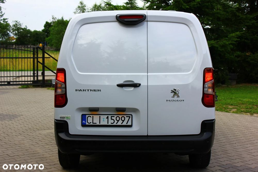 Peugeot PARTNER 1.5HDI 130KM AUTOMAT 8 BIEGÓW LONG DŁUGI 3 OSOBOWY PERFEKT AUTO NAVIGACJA KAMERY,ASYSTENTY,VF23% - 17