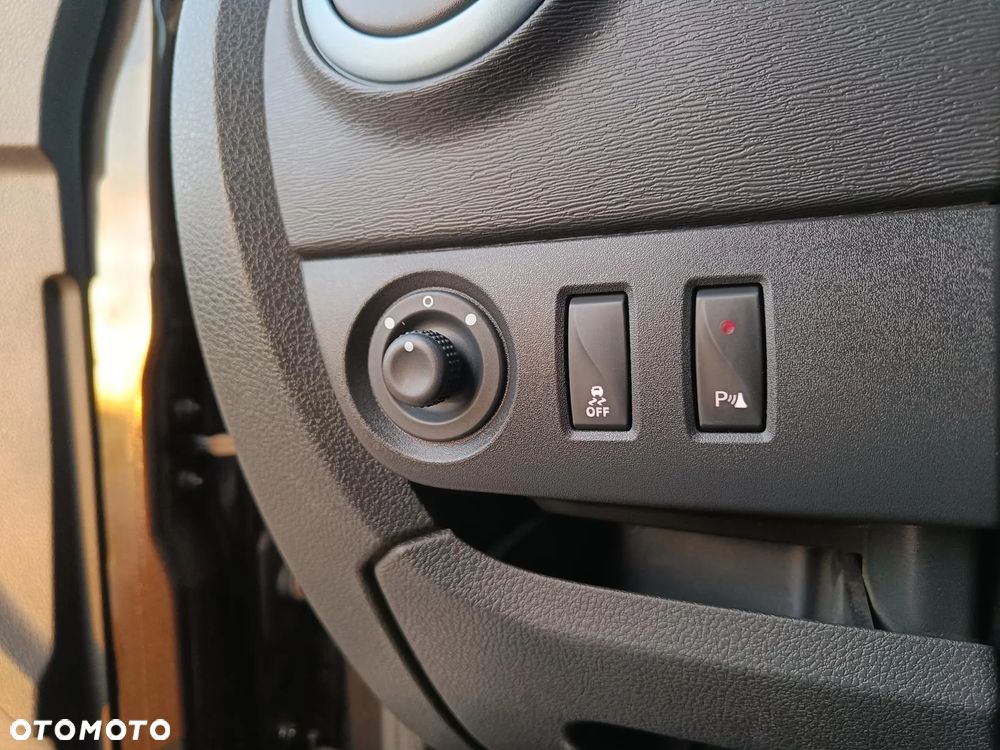 Dacia Dokker TCe 115 Stepway - 34