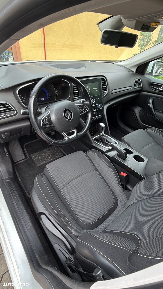 Renault Megane BLUE dCi 115 EDC BUSINESS EDITION - 8