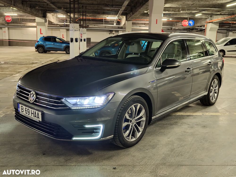 Volkswagen Passat - 5