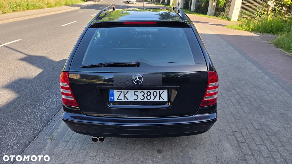 Mercedes-Benz Klasa C 180 Kompressor Avantgarde Sport Edition - 16