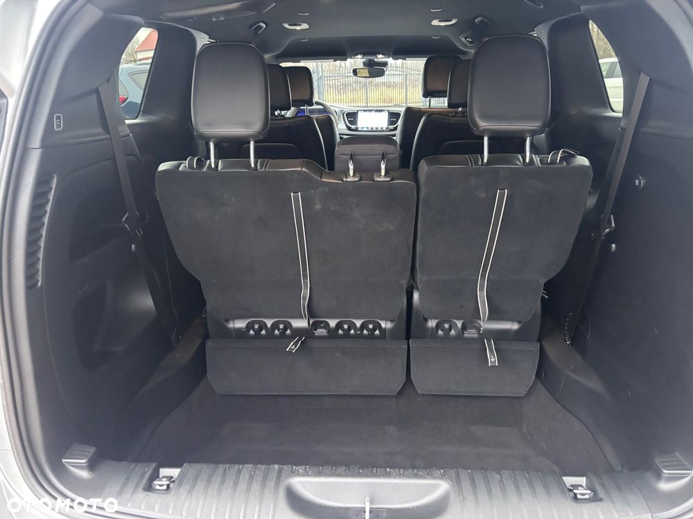 Chrysler Pacifica - 22