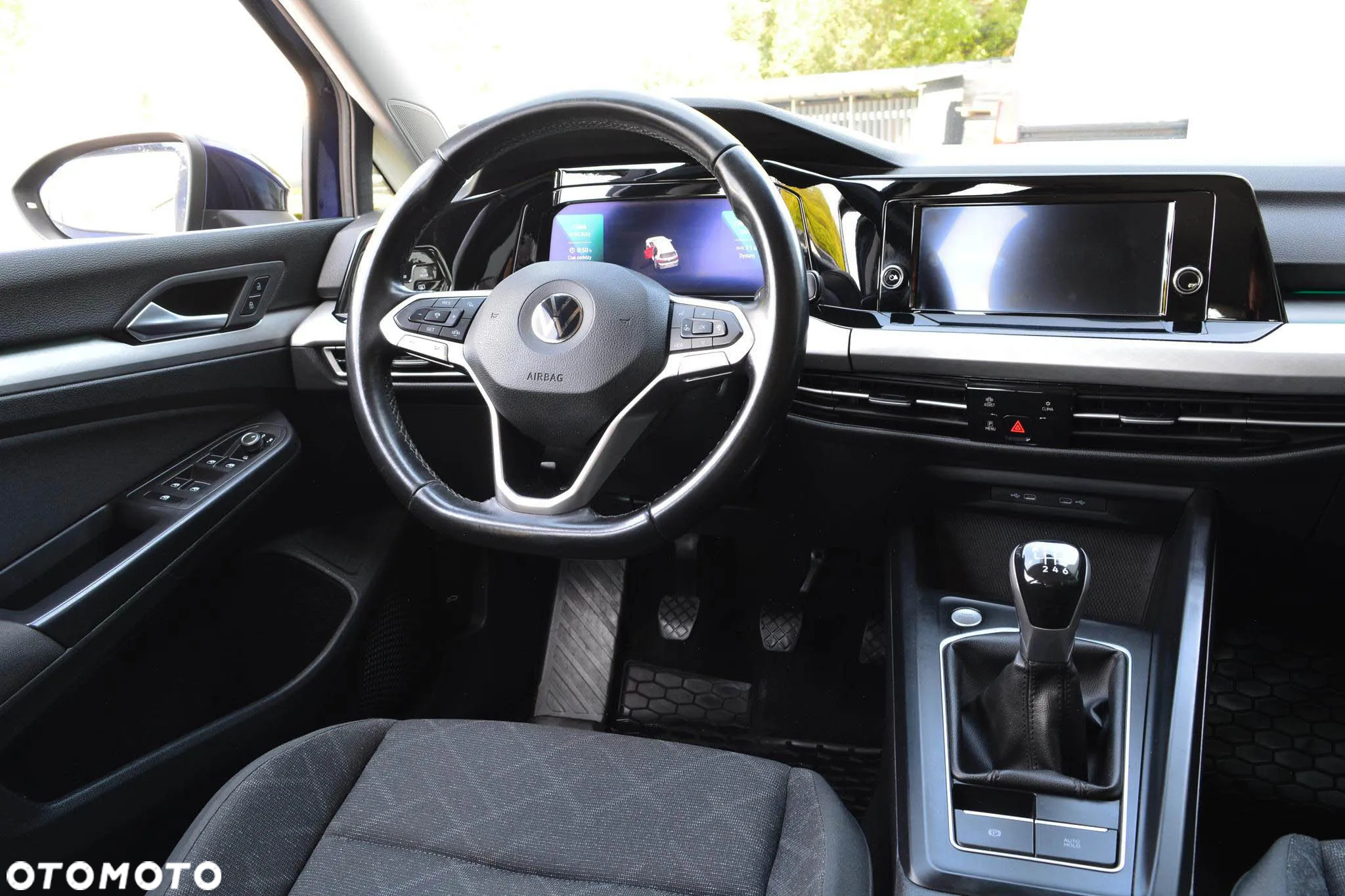 Volkswagen Golf VIII 1.5 TSI EVO Life - 31