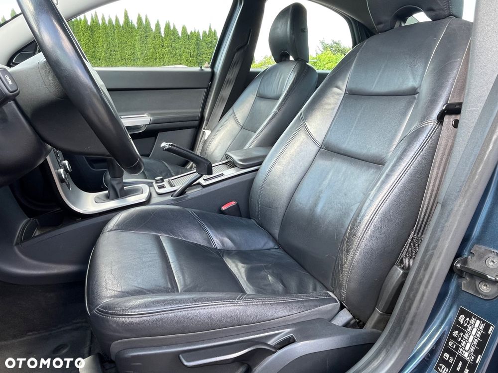 Volvo S40 2.4i Momentum - 8