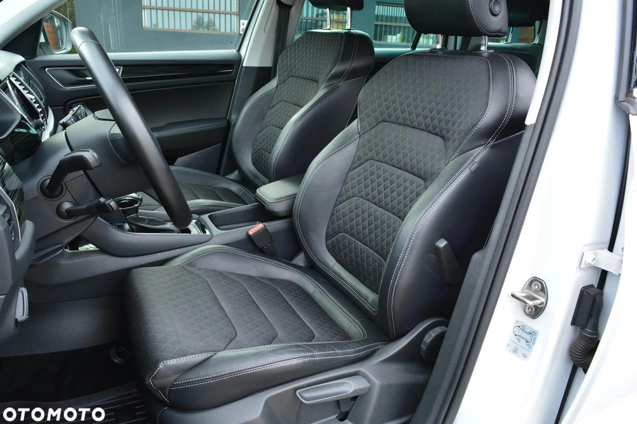Skoda Kodiaq 2.0 TSI 4x4 Style DSG - 33